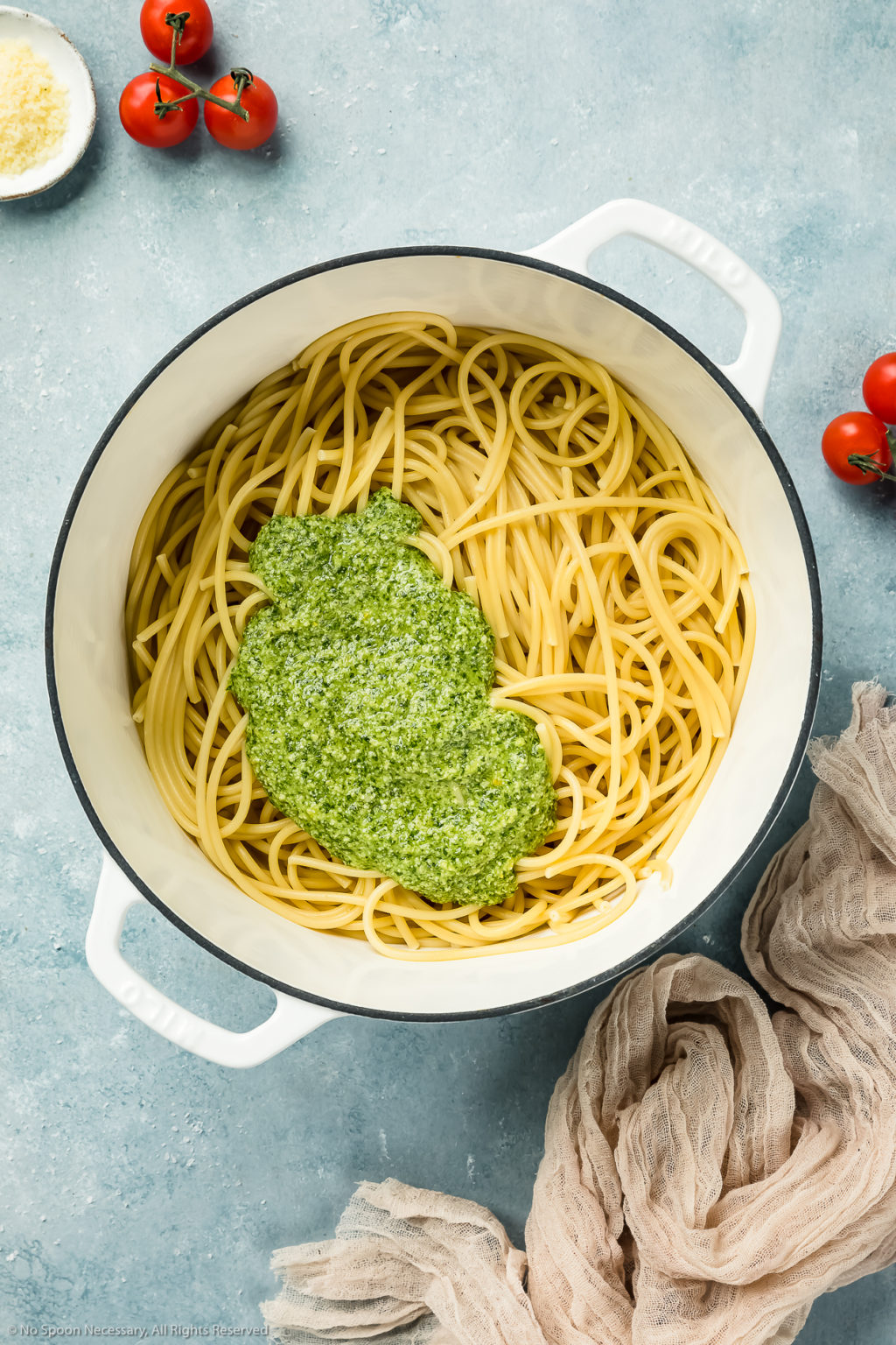 Arugula Pesto Pasta & Blistered Tomatoes - No Spoon Necessary