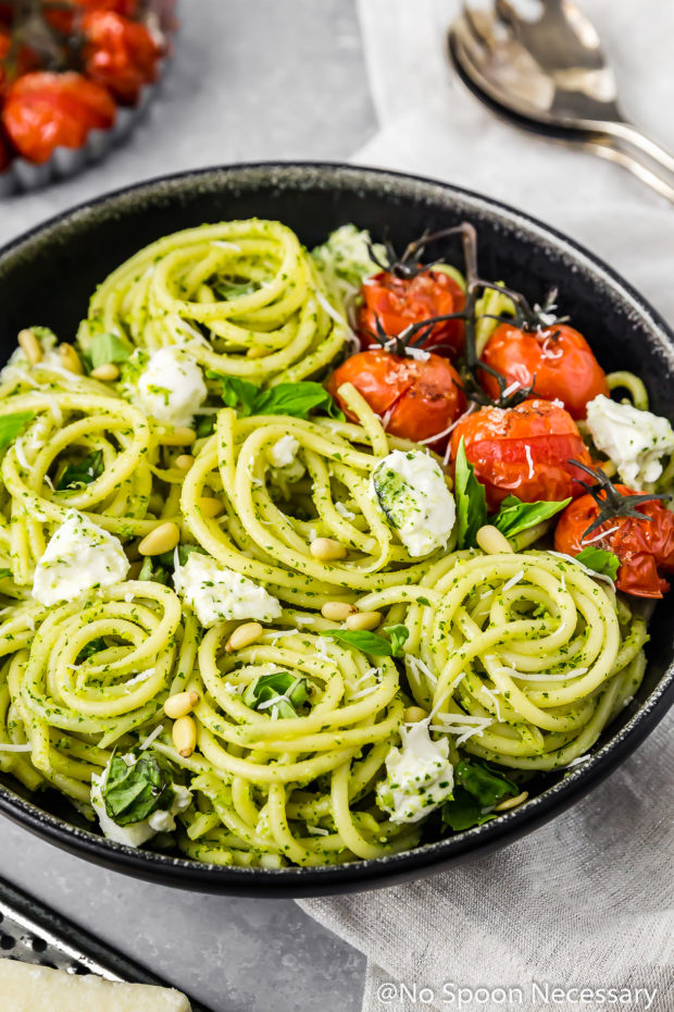 Arugula Pesto Pasta & Blistered Tomatoes - No Spoon Necessary