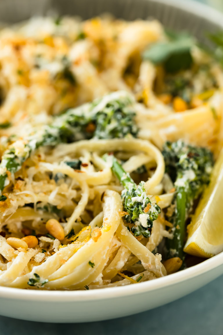 Creamy Broccoli Pasta (one pot recipe!) - No Spoon Necessary