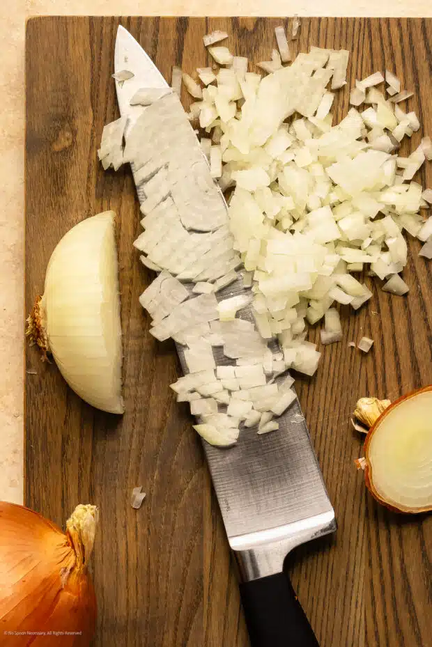 How to Correctly Chop an Onion